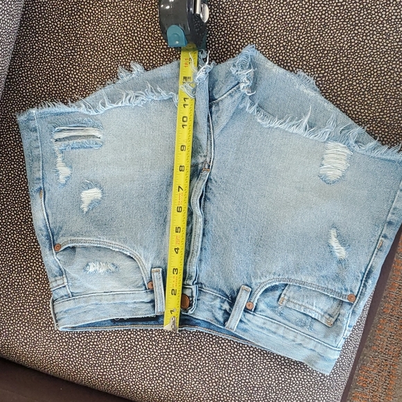 BLANKNYC High Rise Shorts - Picture 8 of 10